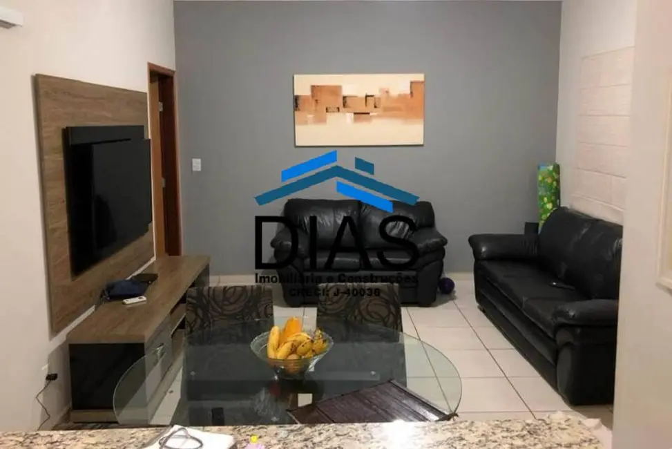 Casa com 3 quartos à venda, 200m2 em Jardim Marialice, Araraquara - SP - imagem 7 Foto 7 de Casa com 3 quartos à venda, 200m2 em Jardim Marialice, Araraquara - SP