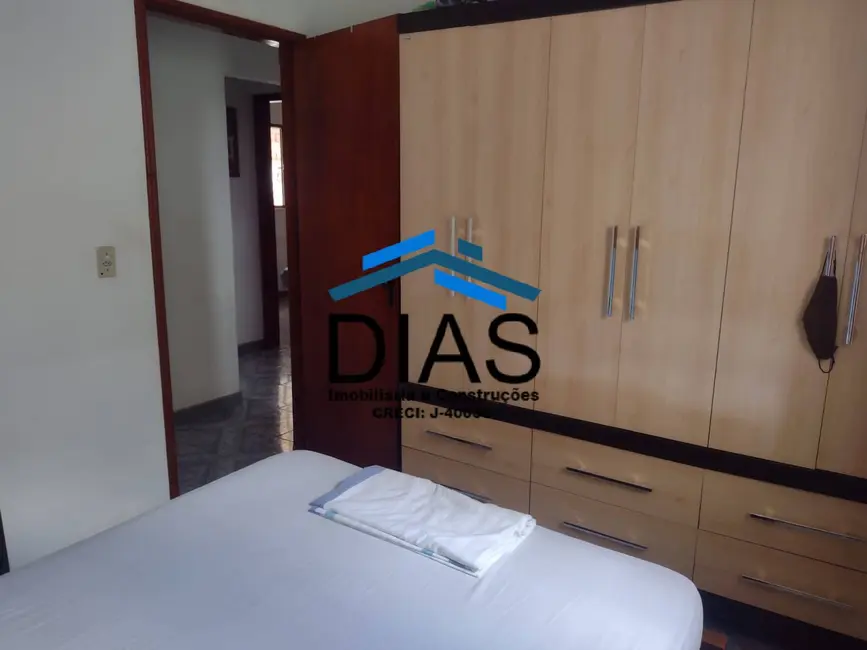 Casa com 3 quartos à venda, 250m2 em Parque Residencial Iguatemi, Araraquara - SP - imagem 6 Foto 6 de Casa com 3 quartos à venda, 250m2 em Parque Residencial Iguatemi, Araraquara - SP