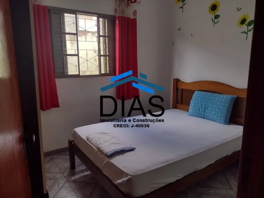 Casa com 3 quartos à venda, 250m2 em Parque Residencial Iguatemi, Araraquara - SP - imagem 7 Foto 7 de Casa com 3 quartos à venda, 250m2 em Parque Residencial Iguatemi, Araraquara - SP