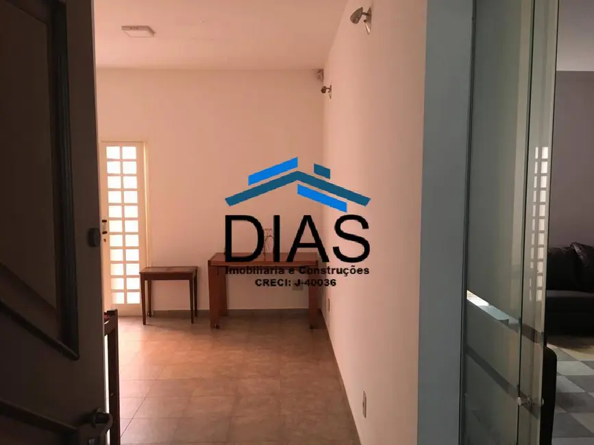 Foto 2 de Casa com 3 quartos à venda, 528m2 em Vila José Bonifácio, Araraquara - SP