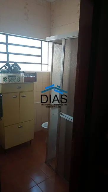 Casa com 3 quartos à venda, 512m2 em Centro, Araraquara - SP - imagem 9 Foto 9 de Casa com 3 quartos à venda, 512m2 em Centro, Araraquara - SP