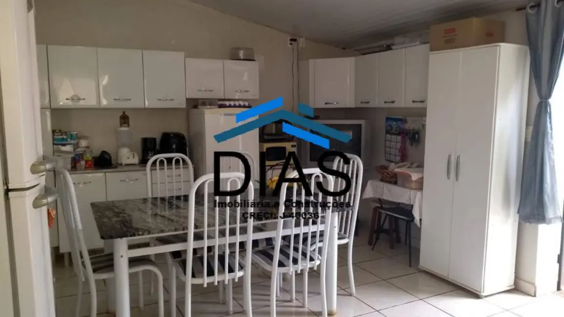 Casa com 3 quartos à venda, 241m2 em Vila Xavier (Vila Xavier), Araraquara - SP - imagem 6 Foto 6 de Casa com 3 quartos à venda, 241m2 em Vila Xavier (Vila Xavier), Araraquara - SP