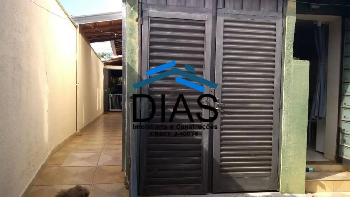 Casa com 3 quartos à venda, 241m2 em Vila Xavier (Vila Xavier), Araraquara - SP - imagem 5 Foto 5 de Casa com 3 quartos à venda, 241m2 em Vila Xavier (Vila Xavier), Araraquara - SP