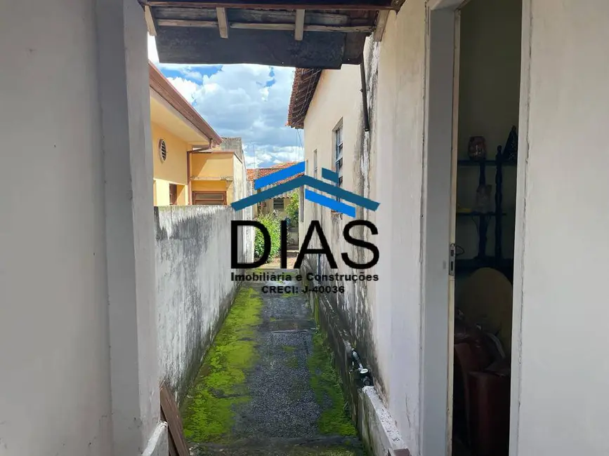 Foto 2 de Casa com 3 quartos à venda, 325m2 em Centro, Araraquara - SP