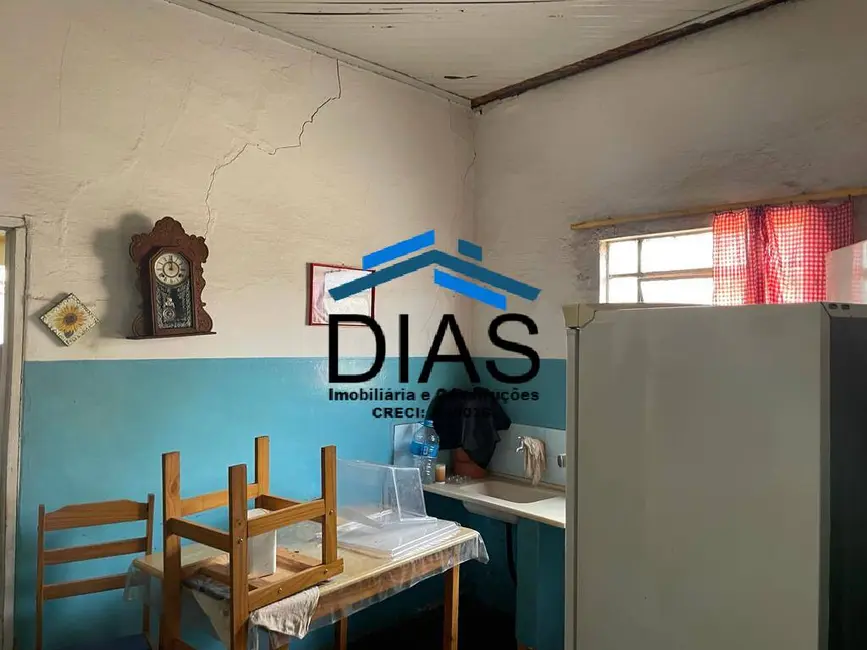 Casa com 3 quartos à venda, 325m2 em Centro, Araraquara - SP - imagem 7 Foto 7 de Casa com 3 quartos à venda, 325m2 em Centro, Araraquara - SP