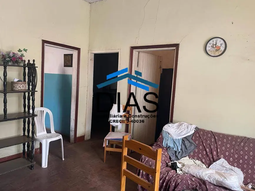 Casa com 3 quartos à venda, 325m2 em Centro, Araraquara - SP - imagem 6 Foto 6 de Casa com 3 quartos à venda, 325m2 em Centro, Araraquara - SP
