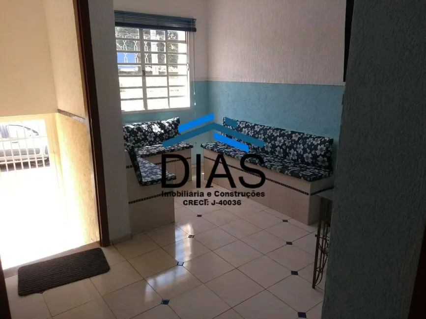 Casa com 3 quartos à venda, 210m2 em Centro, Araraquara - SP - imagem 7 Foto 7 de Casa com 3 quartos à venda, 210m2 em Centro, Araraquara - SP