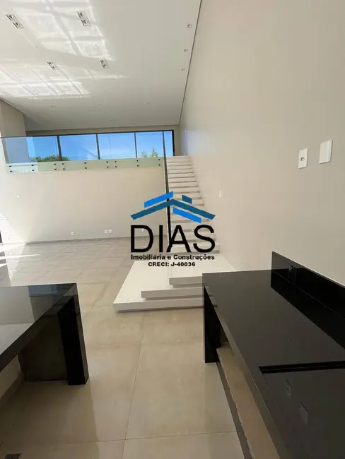 Casa com 4 quartos à venda, 628m2 em Jardim Residencial Quinta dos Oitis, Araraquara - SP - imagem 9 Foto 9 de Casa com 4 quartos à venda, 628m2 em Jardim Residencial Quinta dos Oitis, Araraquara - SP