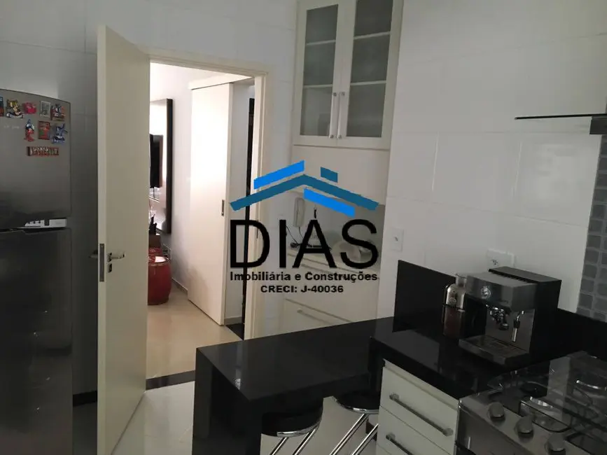 Casa com 3 quartos à venda, 257m2 em Jardim Aclimação, Araraquara - SP - imagem 7 Foto 7 de Casa com 3 quartos à venda, 257m2 em Jardim Aclimação, Araraquara - SP