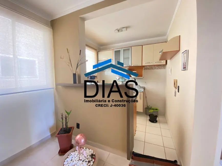 Apartamento com 2 quartos à venda, 49m2 em Jardim Adalgisa, Araraquara - SP - imagem 3 Foto 3 de Apartamento com 2 quartos à venda, 49m2 em Jardim Adalgisa, Araraquara - SP