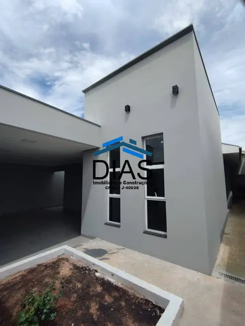 Foto 2 de Casa com 3 quartos à venda, 275m2 em Parque Flamboyant, Matao - SP