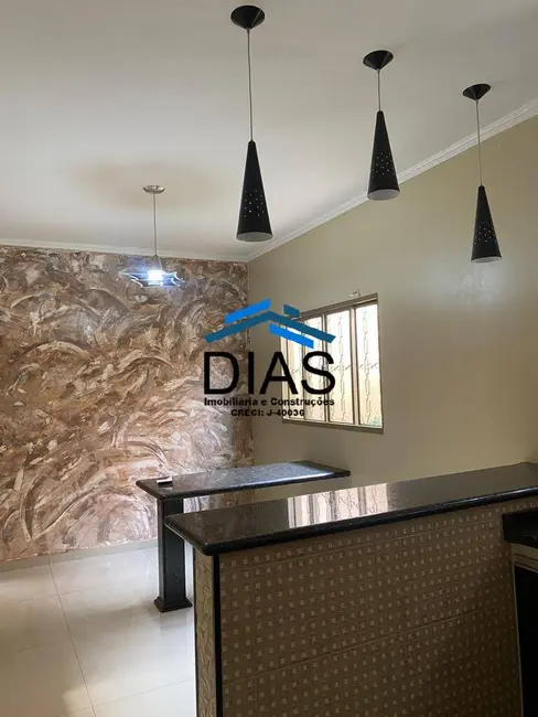 Casa com 2 quartos à venda, 160m2 em Jardim Victório Antônio de Santi II, Araraquara - SP - imagem 2 Foto 2 de Casa com 2 quartos à venda, 160m2 em Jardim Victório Antônio de Santi II, Araraquara - SP