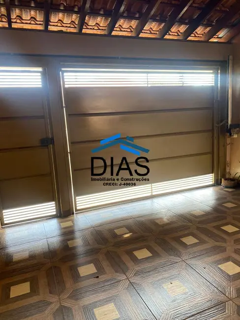 Foto 1 de Casa com 2 quartos à venda, 160m2 em Jardim Victório Antônio de Santi II, Araraquara - SP