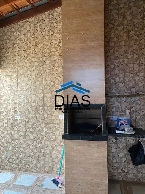 Casa com 2 quartos à venda, 160m2 em Jardim Victório Antônio de Santi II, Araraquara - SP - imagem 4 Foto 4 de Casa com 2 quartos à venda, 160m2 em Jardim Victório Antônio de Santi II, Araraquara - SP