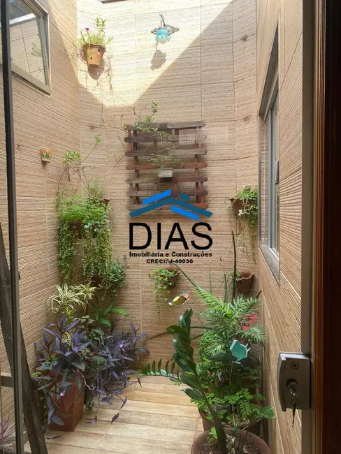 Casa com 2 quartos à venda, 160m2 em Jardim Victório Antônio de Santi II, Araraquara - SP - imagem 8 Foto 8 de Casa com 2 quartos à venda, 160m2 em Jardim Victório Antônio de Santi II, Araraquara - SP