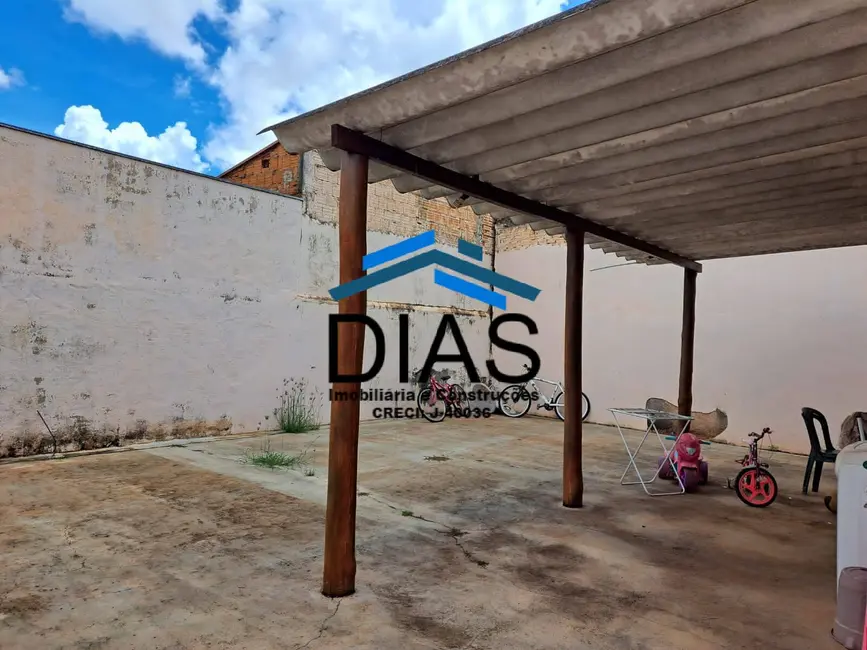Casa com 3 quartos à venda, 268m2 em Jardim das Paineiras, Araraquara - SP - imagem 7 Foto 7 de Casa com 3 quartos à venda, 268m2 em Jardim das Paineiras, Araraquara - SP