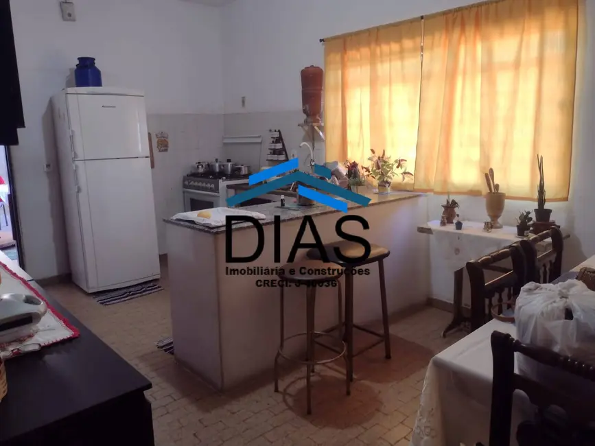 Foto 5 de Casa com 3 quartos à venda, 322m2 em Centro, Matao - SP