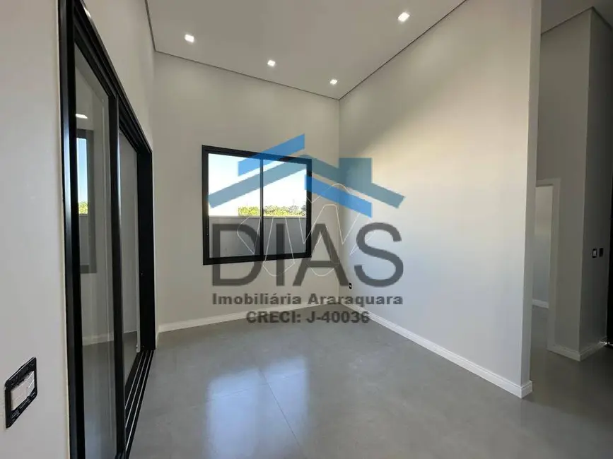 Foto 2 de Casa com 3 quartos à venda, 336m2 em Jardim Imperador, Araraquara - SP