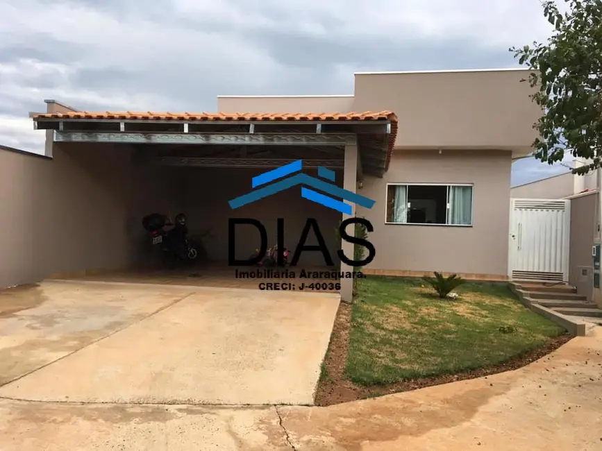 Foto 1 de Casa com 2 quartos à venda, 145m2 em Jardim Maria Luiza IV, Araraquara - SP
