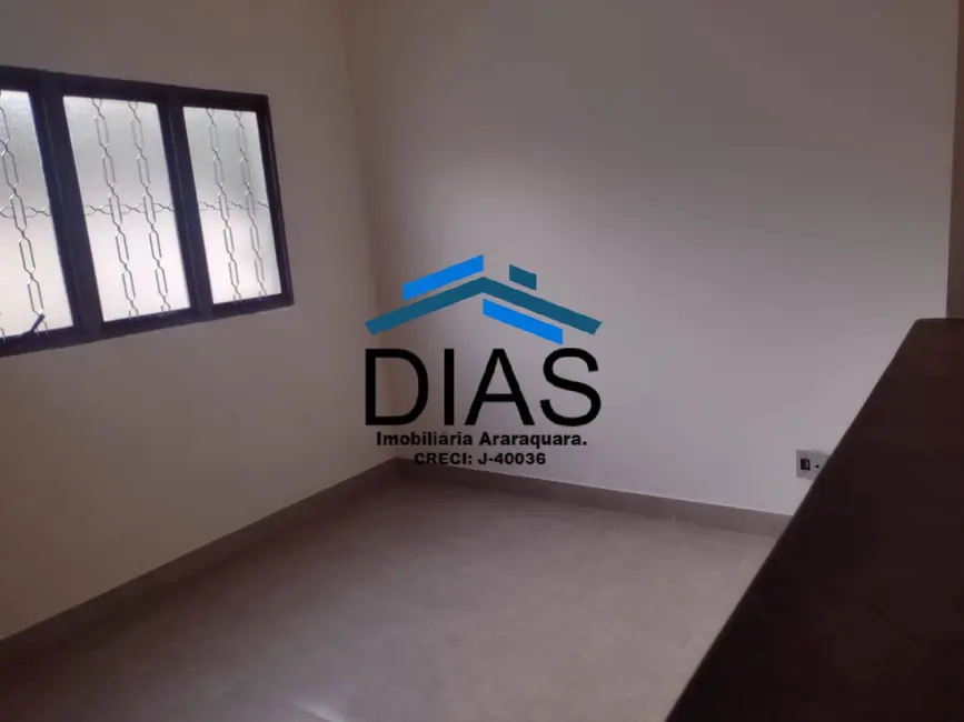 Foto 2 de Casa com 3 quartos à venda, 69m2 em Vila Bela Vista, Araraquara - SP