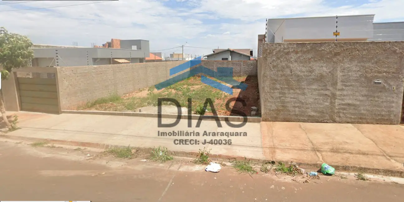 Foto 1 de Terreno / Lote à venda, 200m2 em Araraquara - SP