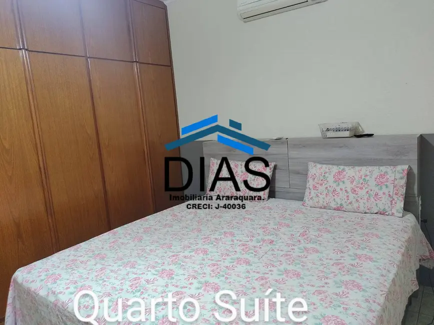 Casa com 4 quartos à venda, 238m2 em Vila Santa Maria (Vila Xavier), Araraquara - SP - imagem 6 Foto 6 de Casa com 4 quartos à venda, 238m2 em Vila Santa Maria (Vila Xavier), Araraquara - SP