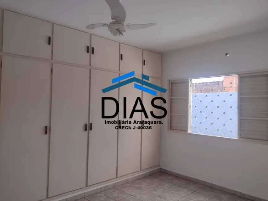 Casa com 2 quartos à venda, 263m2 em Jardim Viaduto (Vila Xavier), Araraquara - SP - imagem 7 Foto 7 de Casa com 2 quartos à venda, 263m2 em Jardim Viaduto (Vila Xavier), Araraquara - SP