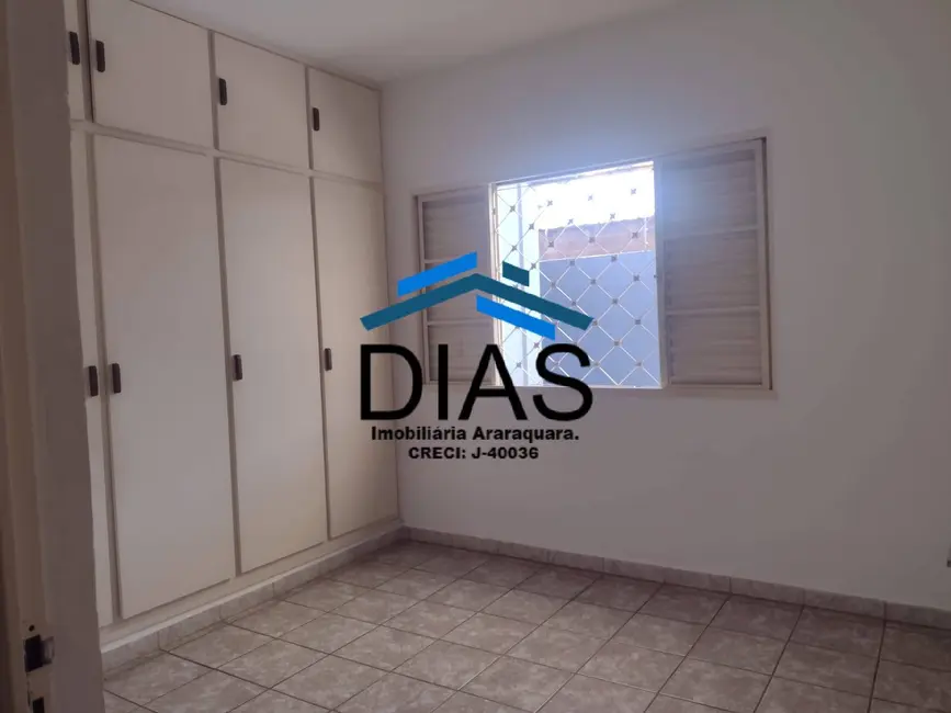 Casa com 2 quartos à venda, 263m2 em Jardim Viaduto (Vila Xavier), Araraquara - SP - imagem 9 Foto 9 de Casa com 2 quartos à venda, 263m2 em Jardim Viaduto (Vila Xavier), Araraquara - SP