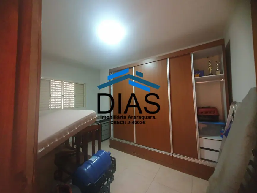 Casa com 3 quartos à venda, 198m2 em Jardim Maria Luiza V, Araraquara - SP - imagem 6 Foto 6 de Casa com 3 quartos à venda, 198m2 em Jardim Maria Luiza V, Araraquara - SP