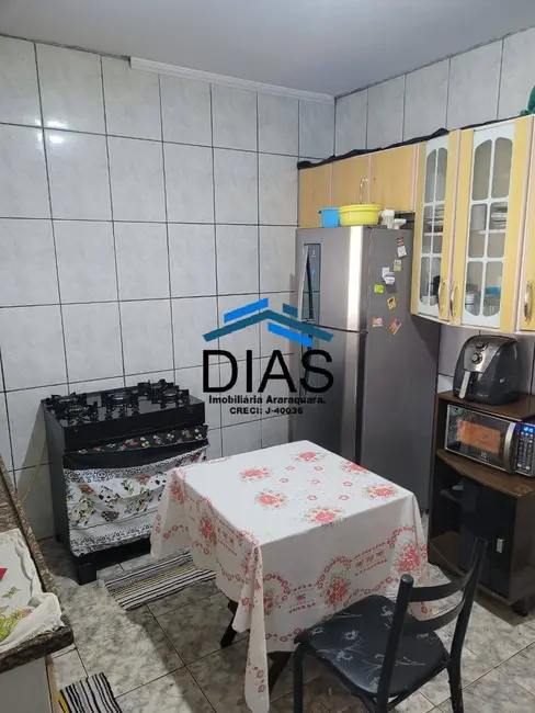 Casa com 2 quartos à venda, 97m2 em Jardim Roberto Selmi Dei, Araraquara - SP - imagem 5 Foto 5 de Casa com 2 quartos à venda, 97m2 em Jardim Roberto Selmi Dei, Araraquara - SP
