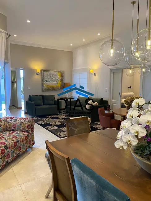 Casa com 3 quartos à venda, 257m2 em Portal das Araucárias, Araraquara - SP - imagem 3 Foto 3 de Casa com 3 quartos à venda, 257m2 em Portal das Araucárias, Araraquara - SP