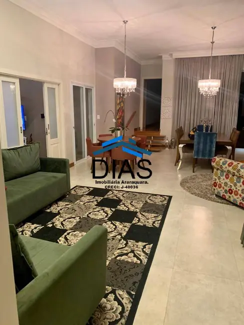Casa com 3 quartos à venda, 257m2 em Portal das Araucárias, Araraquara - SP - imagem 4 Foto 4 de Casa com 3 quartos à venda, 257m2 em Portal das Araucárias, Araraquara - SP