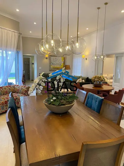 Casa com 3 quartos à venda, 257m2 em Portal das Araucárias, Araraquara - SP - imagem 5 Foto 5 de Casa com 3 quartos à venda, 257m2 em Portal das Araucárias, Araraquara - SP