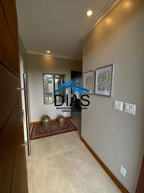 Casa com 3 quartos à venda, 257m2 em Portal das Araucárias, Araraquara - SP - imagem 2 Foto 2 de Casa com 3 quartos à venda, 257m2 em Portal das Araucárias, Araraquara - SP