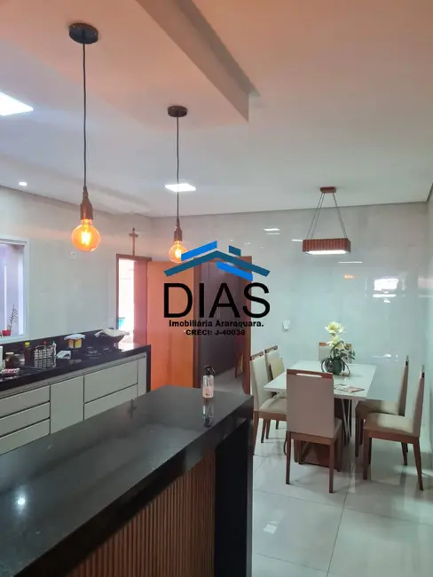 Foto 4 de Casa com 3 quartos à venda, 175m2 em Residencial Monte Carlo, Matao - SP