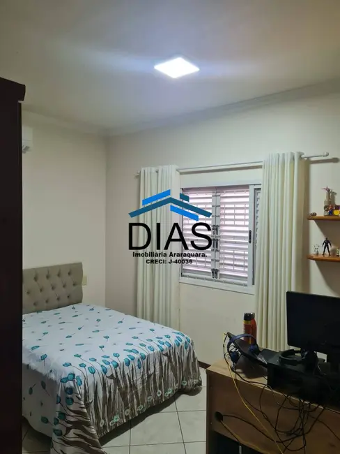 Foto 5 de Casa com 3 quartos à venda, 175m2 em Residencial Monte Carlo, Matao - SP