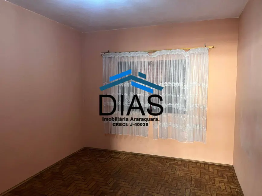Casa com 3 quartos à venda, 190m2 em Vila Suconasa, Araraquara - SP - imagem 3 Foto 3 de Casa com 3 quartos à venda, 190m2 em Vila Suconasa, Araraquara - SP