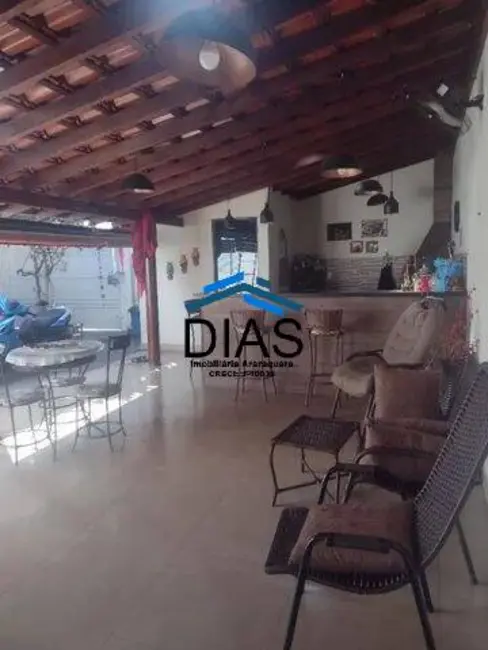 Foto 1 de Casa com 3 quartos à venda, 138m2 em Parque Residencial Vale do Sol, Araraquara - SP