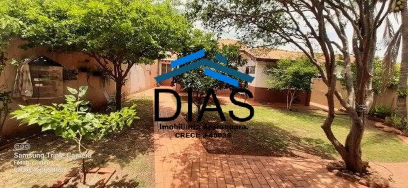 Casa com 3 quartos à venda, 217m2 em Vila Sedenho, Araraquara - SP - imagem 6 Foto 6 de Casa com 3 quartos à venda, 217m2 em Vila Sedenho, Araraquara - SP