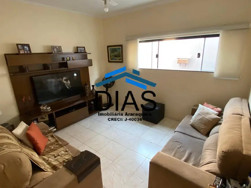 Foto 3 de Casa com 4 quartos à venda, 285m2 em Vila José Bonifácio, Araraquara - SP