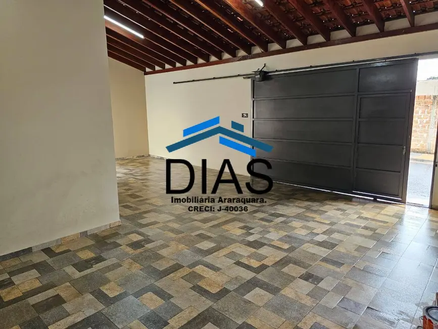 Foto 1 de Casa com 2 quartos à venda, 115m2 em Parque Residencial Iguatemi, Araraquara - SP