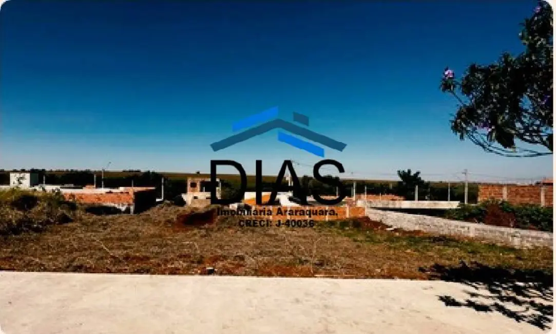 Foto 1 de Terreno / Lote à venda, 200m2 em Araraquara - SP