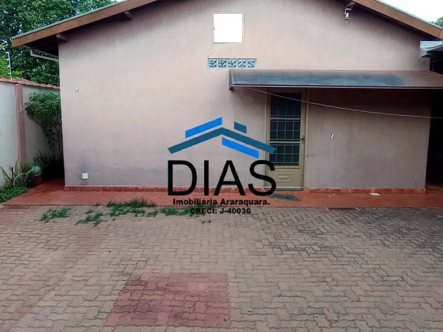 Casa com 4 quartos à venda, 190m2 em Parque Laranjeiras, Araraquara - SP - imagem 3 Foto 3 de Casa com 4 quartos à venda, 190m2 em Parque Laranjeiras, Araraquara - SP