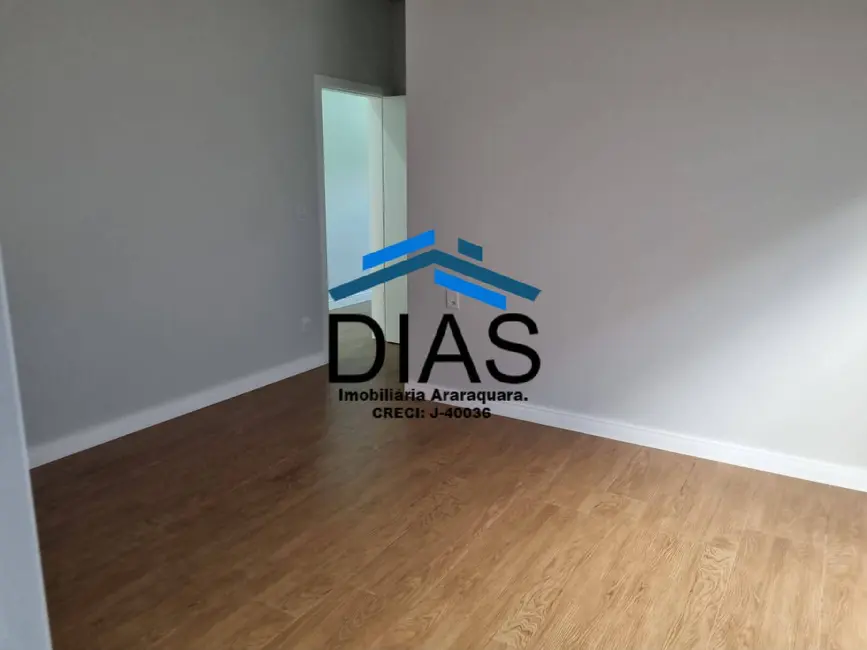 Casa com 3 quartos à venda, 205m2 em Condomínio Portal das Tipuanas, Araraquara - SP - imagem 5 Foto 5 de Casa com 3 quartos à venda, 205m2 em Condomínio Portal das Tipuanas, Araraquara - SP