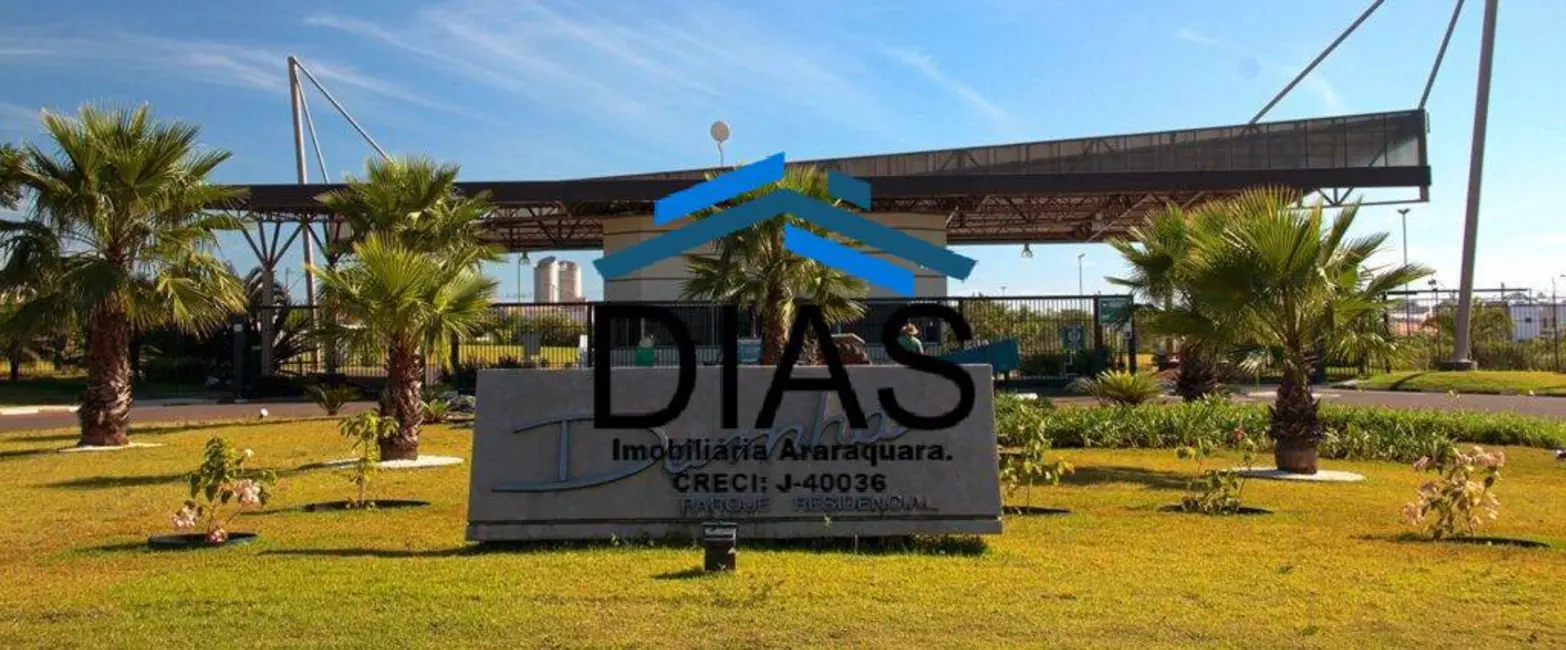 Casa com 3 quartos à venda, 227m2 em Parque Residencial Damha, Araraquara - SP - imagem 4 Foto 4 de Casa com 3 quartos à venda, 227m2 em Parque Residencial Damha, Araraquara - SP