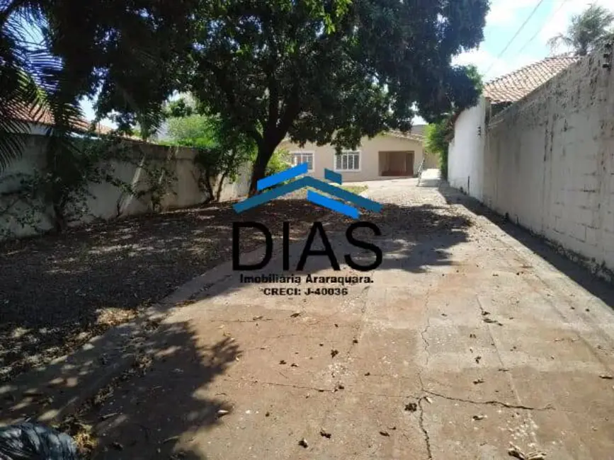 Casa com 4 quartos à venda, 448m2 em Centro, Araraquara - SP - imagem 3 Foto 3 de Casa com 4 quartos à venda, 448m2 em Centro, Araraquara - SP