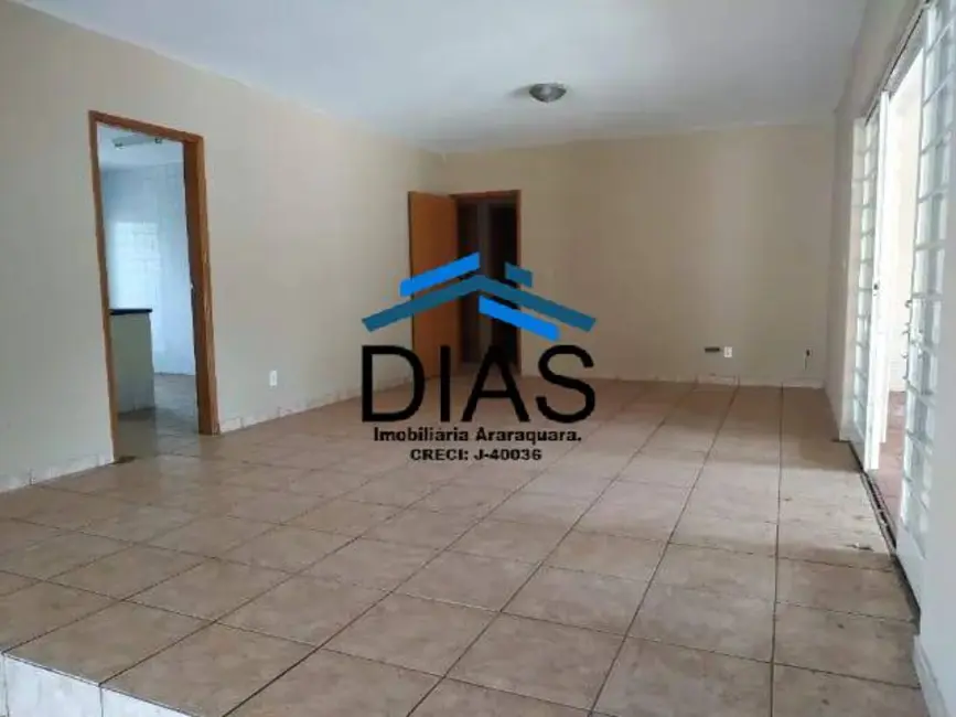 Casa com 4 quartos à venda, 448m2 em Centro, Araraquara - SP - imagem 6 Foto 6 de Casa com 4 quartos à venda, 448m2 em Centro, Araraquara - SP