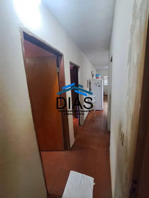 Foto 4 de Casa com 3 quartos à venda, 170m2 em Parque Residencial Vale do Sol, Araraquara - SP