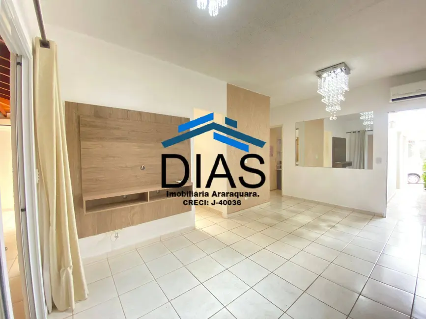 Foto 2 de Casa com 2 quartos à venda, 102m2 em Jardim Higienópolis, Araraquara - SP