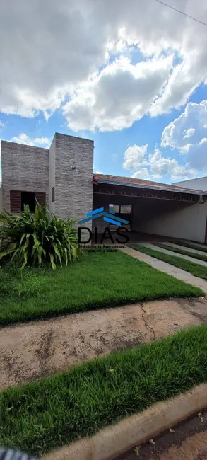 Foto 2 de Casa com 2 quartos à venda, 165m2 em Jardim Maria Luiza II, Araraquara - SP